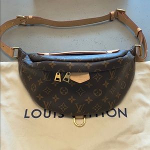 Louis Vuitton Monogram Bumbag
